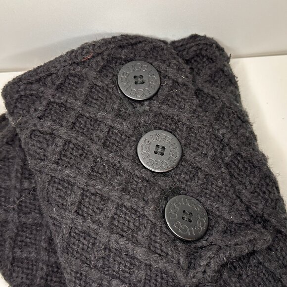 Ugg (3066) Cardy Lattice Knit Black Sweater 3 Button Boots Women Size 8 - Picture 10 of 10